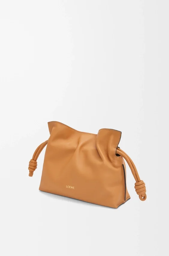 Mini-Flamenco-Clutch aus Nappa-Kalbsleder Mini-Flamenco-Clutch aus Nappa-Kalbsleder