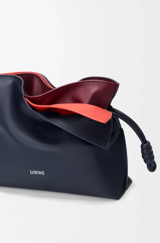 Mini-Flamenco-Clutch mit Lagenoptik aus Nappa-Kalbsleder Mini-Flamenco-Clutch mit Lagenoptik aus Nappa-Kalbsleder