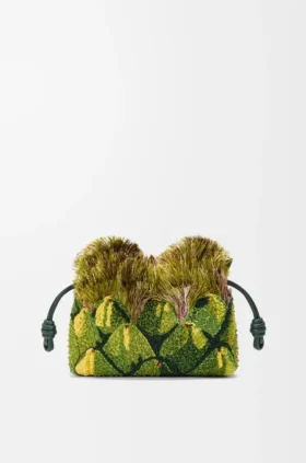 Mini-Flamenco-Clutch mit Perlenverzierung