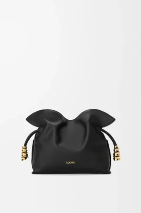 Mini-Flamenco-Clutch mit Spiralverzierung aus Nappa-Kalbsleder