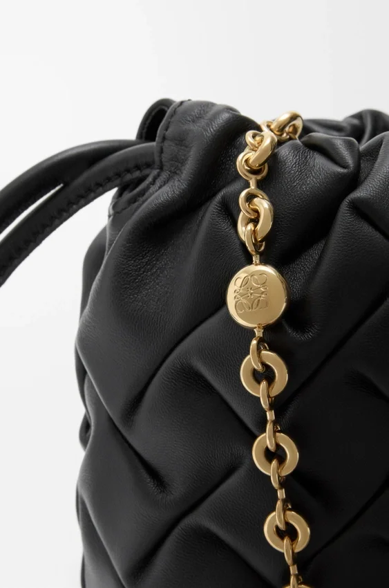 Mini-Flamenco Purse aus geknittertem Nappa-Kalbsleder Mini-Flamenco Purse aus geknittertem Nappa-Kalbsleder