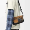 Mini Flex Messenger aus Canvas und Wildleder Mini Flex Messenger aus Canvas und Wildleder