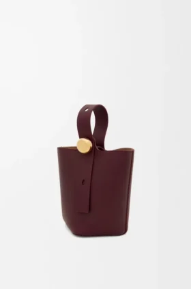 Mini-Pebble Bucket aus glattem Kalbsleder