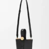 Mini-Pebble Bucket aus glattem Kalbsleder Mini-Pebble Bucket aus glattem Kalbsleder