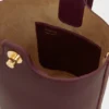 Mini-Pebble Bucket aus glattem Kalbsleder Mini-Pebble Bucket aus glattem Kalbsleder