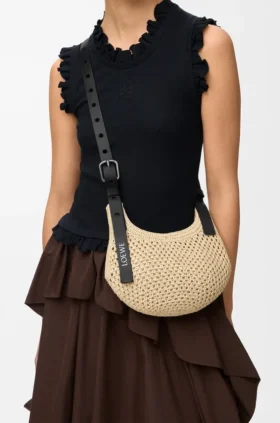 Mini-Punch-Hole-Hobo aus Raffia und Kalbsleder