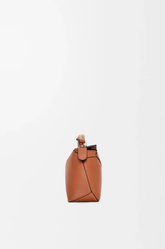 Mini Puzzle Edge-Tasche aus klassischem Kalbsleder Mini Puzzle Edge-Tasche aus klassischem Kalbsleder