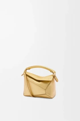 Mini Puzzle Edge-Tasche aus laminiertem Lammleder