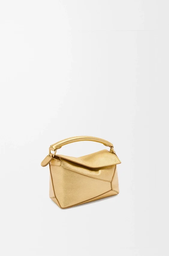 Mini Puzzle Edge-Tasche aus laminiertem Lammleder Mini Puzzle Edge-Tasche aus laminiertem Lammleder