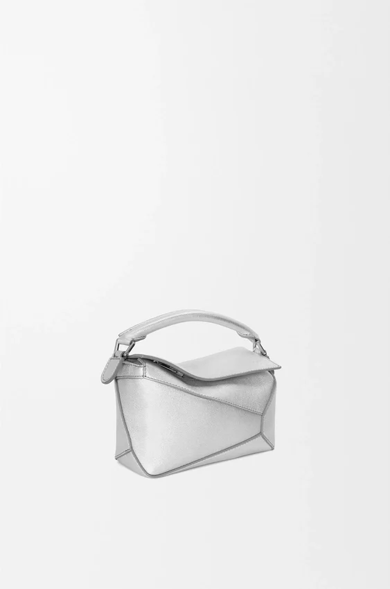 Mini Puzzle Edge-Tasche aus laminiertem Lammleder Mini Puzzle Edge-Tasche aus laminiertem Lammleder