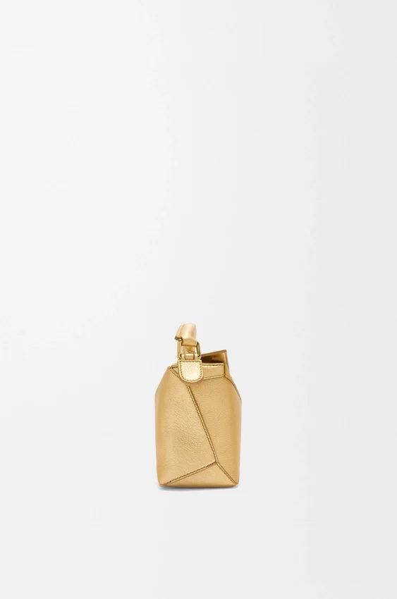 Mini Puzzle Edge-Tasche aus laminiertem Lammleder Mini Puzzle Edge-Tasche aus laminiertem Lammleder