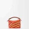 Mini Puzzle Edge Tasche aus Raffia und Kalbsleder Mini Puzzle Edge Tasche aus Raffia und Kalbsleder