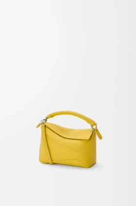 Mini Puzzle Edge Tasche aus weichem, genarbtem Kalbsleder