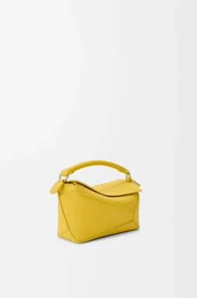 Mini Puzzle Edge Tasche aus weichem, genarbtem Kalbsleder