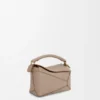Mini Puzzle Edge Tasche aus weichem, genarbtem Kalbsleder Mini Puzzle Edge Tasche aus weichem, genarbtem Kalbsleder