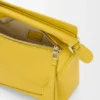 Mini Puzzle Edge Tasche aus weichem, genarbtem Kalbsleder Mini Puzzle Edge Tasche aus weichem, genarbtem Kalbsleder
