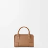 Mini-Tasche „Amazona 180“ aus weichem Kalbsleder Mini-Tasche „Amazona 180“ aus weichem Kalbsleder