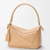 Mittlere „Featherlight Puzzle“-Tasche aus Nappa-Lammleder Mittlere „Featherlight Puzzle“-Tasche aus Nappa-Lammleder