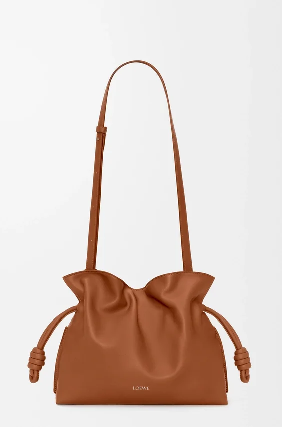 Mittlere Flamenco-Clutch aus Nappa-Kalbsleder Mittlere Flamenco-Clutch aus Nappa-Kalbsleder
