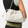 Mittlere Flamenco Purse aus feingranuliertem Kalbsleder Mittlere Flamenco Purse aus feingranuliertem Kalbsleder