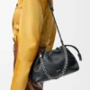 Mittlere Flamenco Purse aus feingranuliertem Kalbsleder Mittlere Flamenco Purse aus feingranuliertem Kalbsleder
