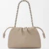 Mittlere Flamenco Purse aus feingranuliertem Kalbsleder Mittlere Flamenco Purse aus feingranuliertem Kalbsleder