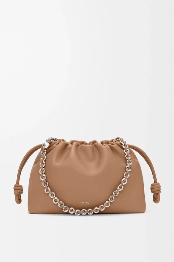 Mittlere Flamenco Purse aus weichem Nappa-Lammleder Mittlere Flamenco Purse aus weichem Nappa-Lammleder