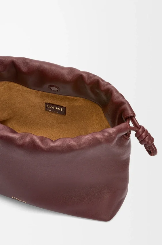 Mittlere Flamenco Purse aus weichem Nappa-Lammleder Mittlere Flamenco Purse aus weichem Nappa-Lammleder