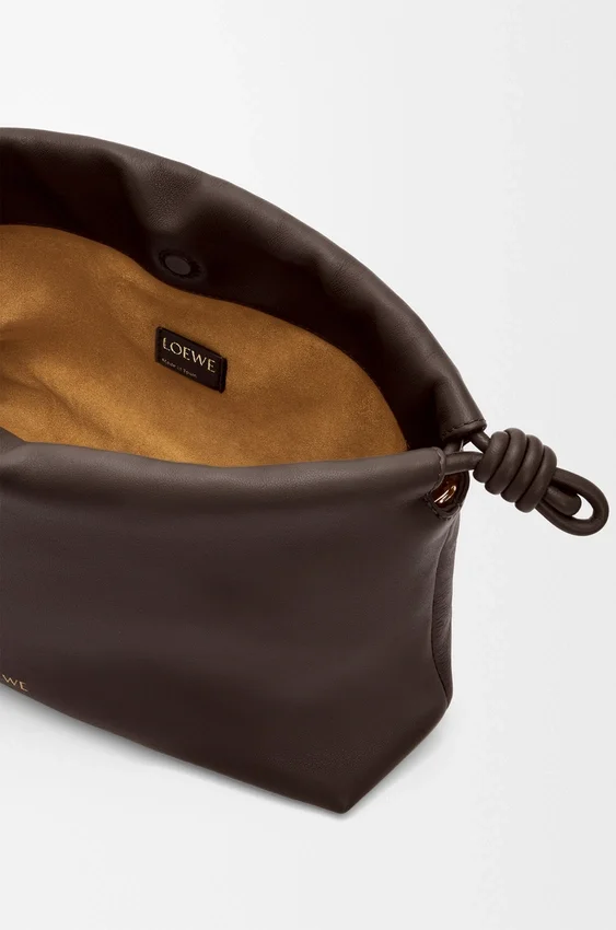 Mittlere Flamenco Purse aus weichem Nappa-Lammleder Mittlere Flamenco Purse aus weichem Nappa-Lammleder