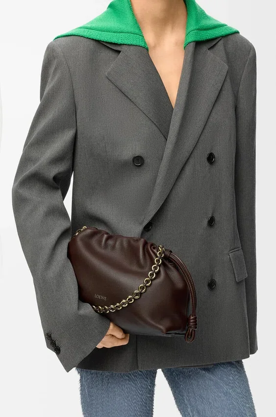 Mittlere Flamenco Purse aus weichem Nappa-Lammleder Mittlere Flamenco Purse aus weichem Nappa-Lammleder