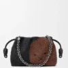 Mittlere „Lion Beads“ Flamenco Purse aus perlenbesticktem Canvas und Kalbsleder Mittlere „Lion Beads“ Flamenco Purse aus perlenbesticktem Canvas und Kalbsleder