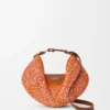 Mittlere Loewe Swing-Tasche aus Raffia und Kalbsleder Mittlere Loewe Swing-Tasche aus Raffia und Kalbsleder