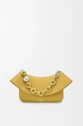 Mittlere Ola-Tasche aus glattem Kalbsleder