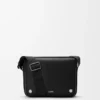 Mittlere Pebble-Messenger Bag aus glattem Kalbsleder Mittlere Pebble-Messenger Bag aus glattem Kalbsleder