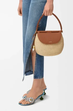 Mittlere „Pescador“-Tasche aus Raffia und Kalbsleder
