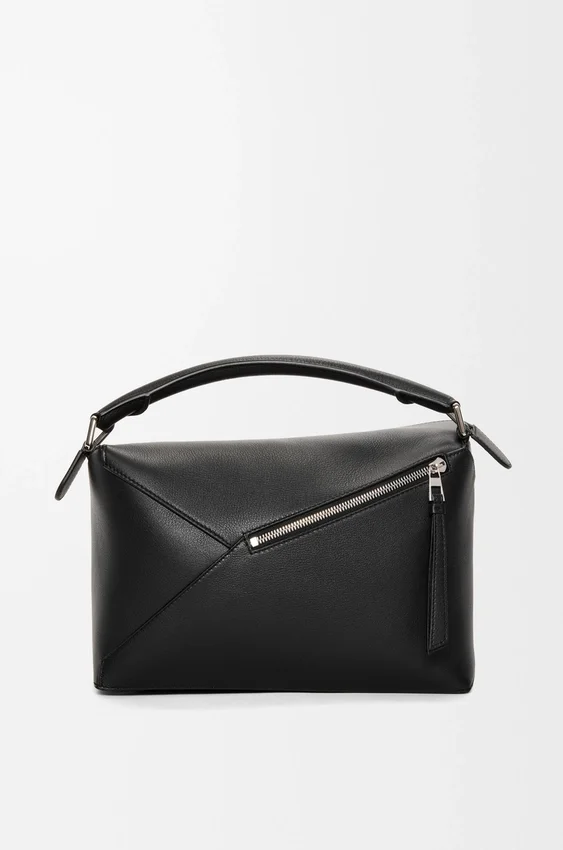 Mittlere „Puzzle Edge“-Tasche aus klassischem Kalbsleder Mittlere „Puzzle Edge“-Tasche aus klassischem Kalbsleder