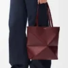 Mittlere „Puzzle Fold“-Tasche aus glänzendem Kalbsleder Mittlere „Puzzle Fold“-Tasche aus glänzendem Kalbsleder
