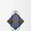 Mittlere „Puzzle Fold“-Tasche aus glänzendem Kalbsleder Mittlere „Puzzle Fold“-Tasche aus glänzendem Kalbsleder
