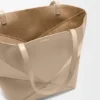 Mittlere „Puzzle Fold“-Tasche aus glänzendem Kalbsleder Mittlere „Puzzle Fold“-Tasche aus glänzendem Kalbsleder