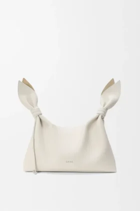 Mittlere Scarf Bag aus glattem Kalbsleder
