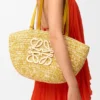 Mittlerer „Eclipse“-Korb aus Raffia und Kalbsleder Mittlerer „Eclipse“-Korb aus Raffia und Kalbsleder
