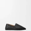 Origami-Slipper aus weichem Kalbsleder Origami-Slipper aus weichem Kalbsleder
