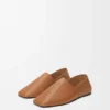 Origami-Slipper aus weichem Kalbsleder Origami-Slipper aus weichem Kalbsleder