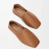 Origami-Slipper aus weichem Kalbsleder Origami-Slipper aus weichem Kalbsleder