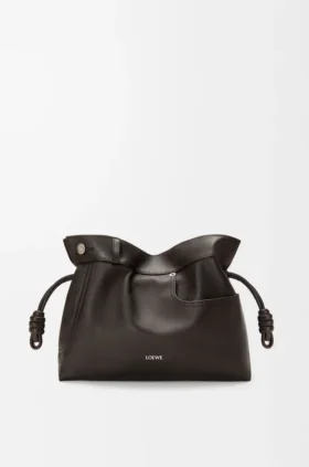 Panta Medium Flamenco Clutch aus glänzendem Kalbsleder