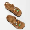 Pebble-Perlen-Fussbett-Sandale aus Nappa-Lammleder Pebble-Perlen-Fussbett-Sandale aus Nappa-Lammleder