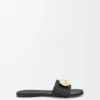 Pebble-Slide aus weichem Kalbsleder Pebble-Slide aus weichem Kalbsleder