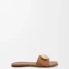 Pebble-Slide aus weichem Kalbsleder Pebble-Slide aus weichem Kalbsleder