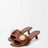 Pebble-Slide aus weichem Kalbsleder Pebble-Slide aus weichem Kalbsleder