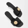 Pebble-Slide aus weichem Kalbsleder Pebble-Slide aus weichem Kalbsleder